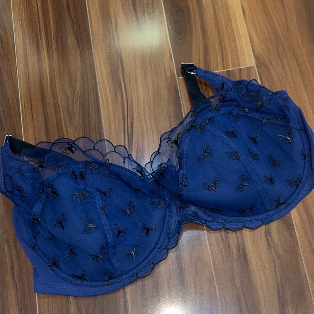 46DDD Adore Me lightly lined bat Halloween goth navy blue bra nwt